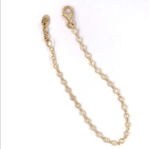 Diamond tennis bracelet